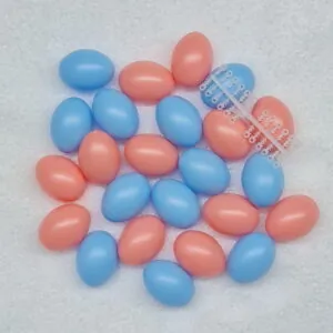24er Set Kunsstoffostereier(60 mm) in hellblau-rosa Farbmischung, incl. beiliegende Steckösen